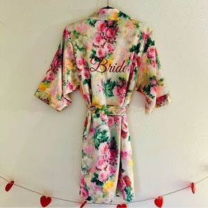 David’s Bridal Floral Satin “Bride” Robe Wrap Small/Medium 3/4 sleeves with Belt